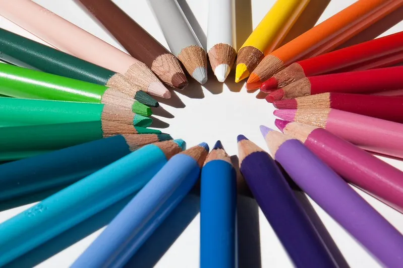Colour Pencils (24 colours)