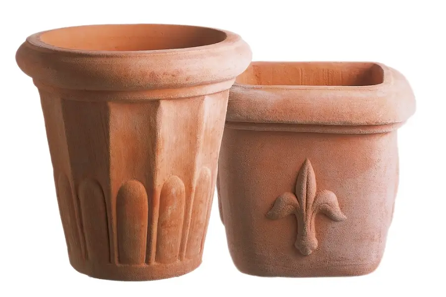 Fluted Clay Planters (Set of 2)